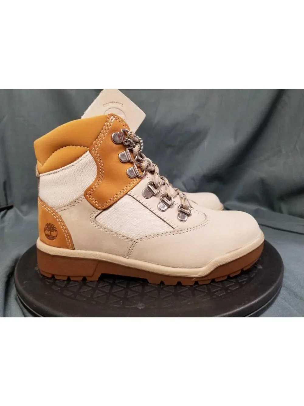 Timberland Field Boot Hi Light Beige Nubuck Kids Size 2 NEW NO BOX!